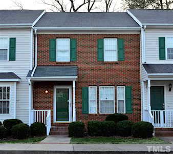 1912 Stroll Circle Fuquay Varina, NC 27526