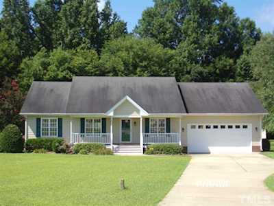 105 Iron Wood Drive Fuquay Varina, NC 27526