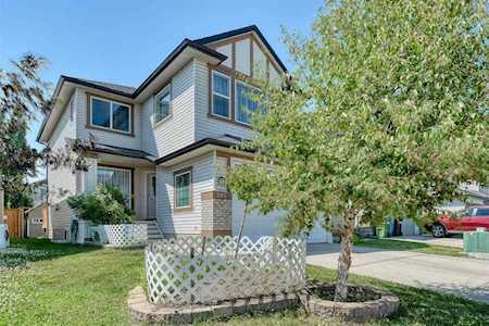 265 Evansmeade Circle NW Calgary, AB T3P 1B4