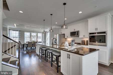 9007 Village Springs Dr Upper Marlboro, MD 20772