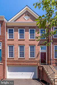 42126 Fremont Preserve Square Aldie, VA 20105