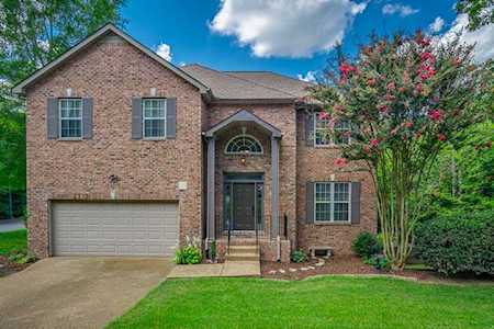 5300 Woodlands Trce Nashville, TN 37211