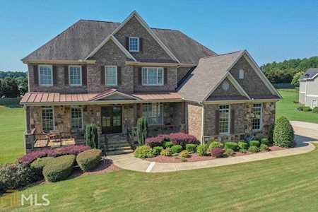 385 Swains Dr Peachtree City, GA 30269