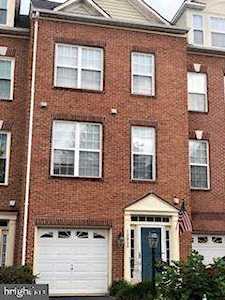 13055 Park Crescent Circle Herndon, VA 20171
