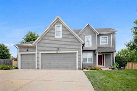 13120 Delaware Ct Kansas City, KS 66109