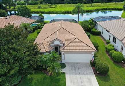7164 Drewrys BLUFF Bradenton, FL 34203