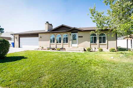 2620 W Tamra Dr Taylorsville, UT 84129