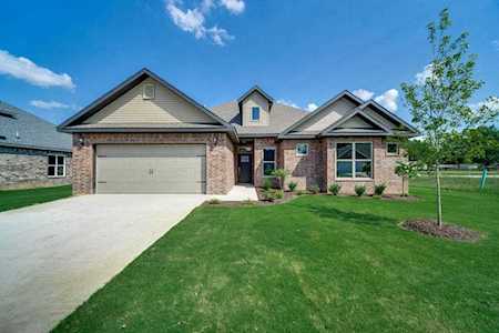 1724 Woodhause Circle Pea Ridge, AR 72751