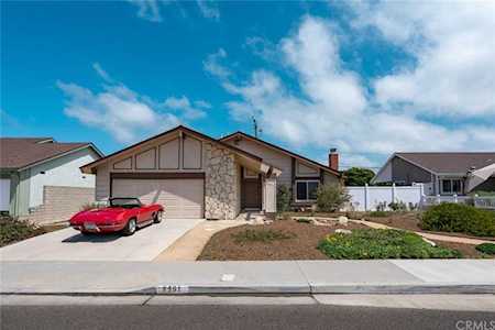 8591 Martinique Drive Huntington Beach, CA 92646