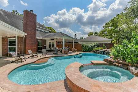 17210 Flint Cove Ct Houston, TX 77095