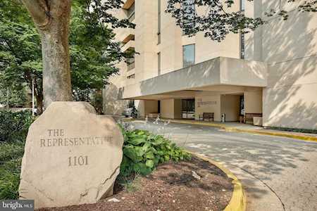 1101 Arlington Ridge Rd #406 Arlington, VA 22202