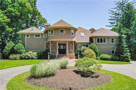 70 Ferncliff Drive West Hartford, CT 06117