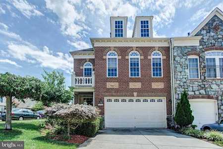 47651 Paulsen Square Sterling, VA 20165