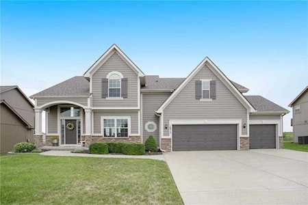 10912 N Randolph Ave Kansas City, MO 64157
