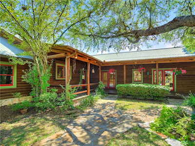 205 Freedom Dr Wimberley, TX 78676