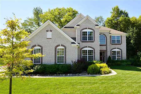 3879 Harrison Crossing Lane Greenwood, IN 46142