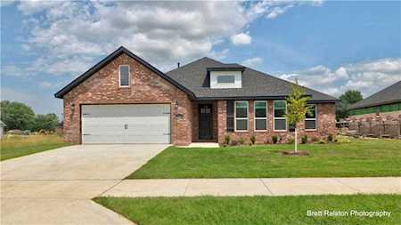 1736 Woodhause Circle Pea Ridge, AR 72751