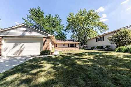 1764 E Wood Ln Mount Prospect, IL 60056
