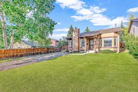 6928 Ranchview Dr NW Calgary, AB T3G 1L3