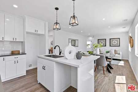 4917 W 136th Street Hawthorne, CA 90250