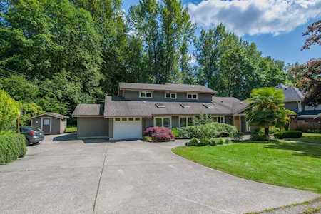 3514 Fairmont Road North Vancouver, BC V7R 2W9