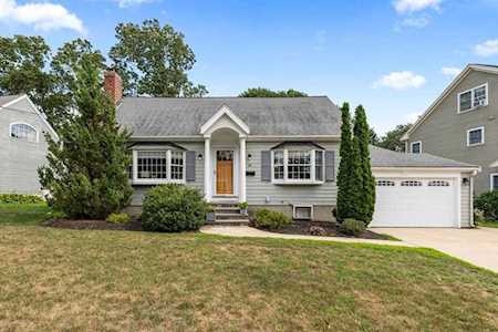 18 Moccasin Path Arlington, MA 02474