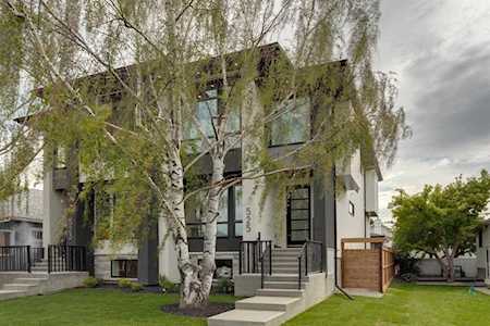 525 22 Ave NW Calgary, AB T2M 1N5