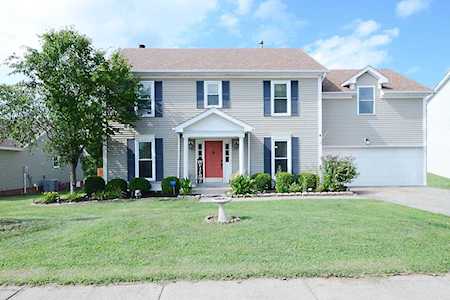 2402 Eagle Pass Shelbyville, KY 40065