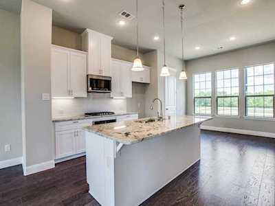 2433 Springhill Avenue Flower Mound, TX 75028