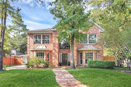 2 Shady Pond Place The Woodlands, TX 77382