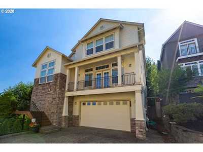 7077 SW Valenta Ct Portland, OR 97223
