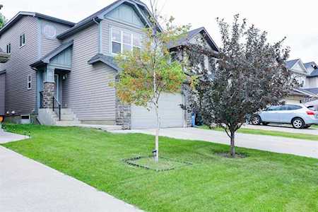103 Kincora Glen Green NW Calgary, AB T3R 0C1