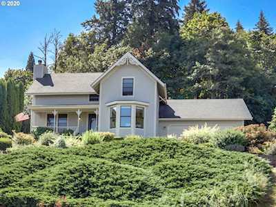 640 SW Walters Dr Gresham, OR 97080