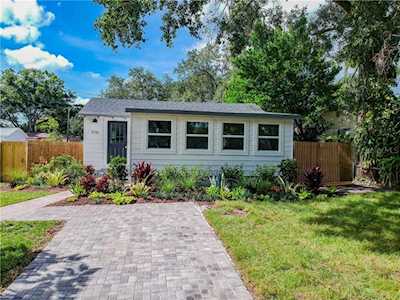 916 47th Ave N St Petersburg, FL 33703
