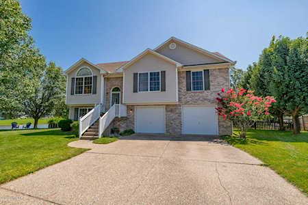 350 Lakes Edge Dr Shepherdsville, KY 40165