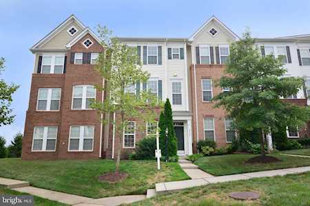 22647 Gray Falcon Square Brambleton, VA 20148