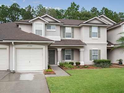 1730 Cross Pines Dr Fleming Island, FL 32003