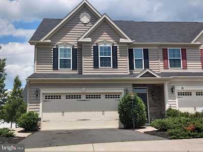 41736 Mcdivitt Terrace Aldie, VA 20105