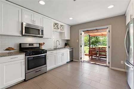 2601 Sweet Clover Dr Austin, TX 78745