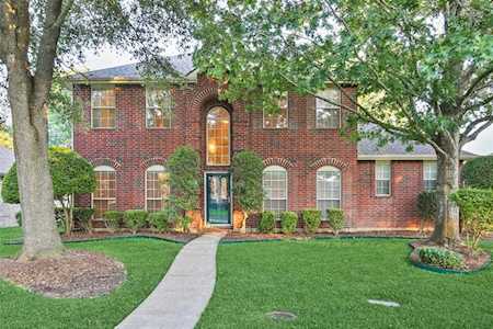 1106 Grimsworth Lane Allen, TX 75002