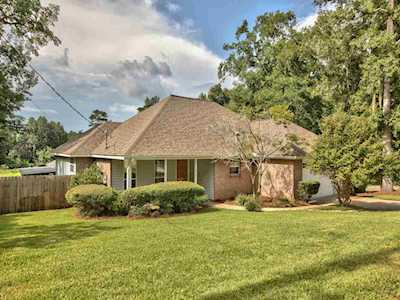 2021 White Ash Way Tallahassee, FL 32308