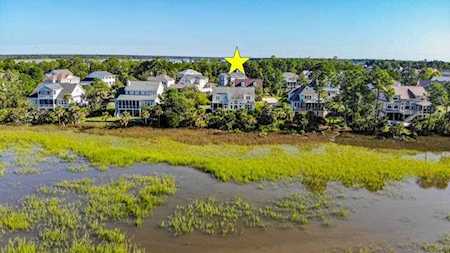 2112 Breezy Point Dr Mount Pleasant, SC 29466