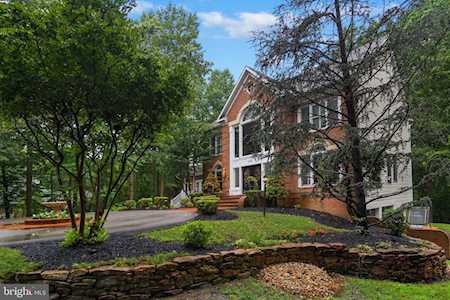 1015 Howard Grove Ct Davidsonville, MD 21035