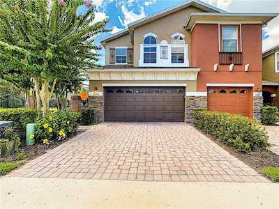 9596 Silver Buttonwood St Orlando, FL 32832