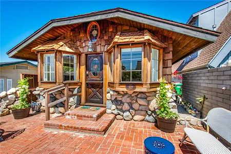358 Flora Street Laguna Beach, CA 92651