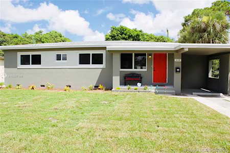 270 Georgia Ave Fort Lauderdale, FL 33312