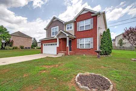 145 Wolverine Trl La Vergne, TN 37086