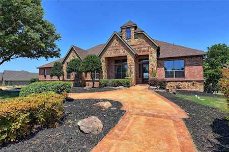 4224 Mira Monte Lane Fort Worth, TX 76179