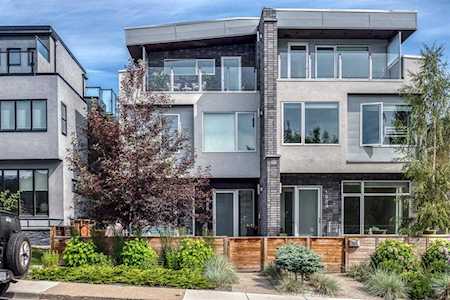 1926 27 Ave SW Calgary, AB T2T 1H3