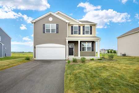349 Hemlock Ln Oswego, IL 60543